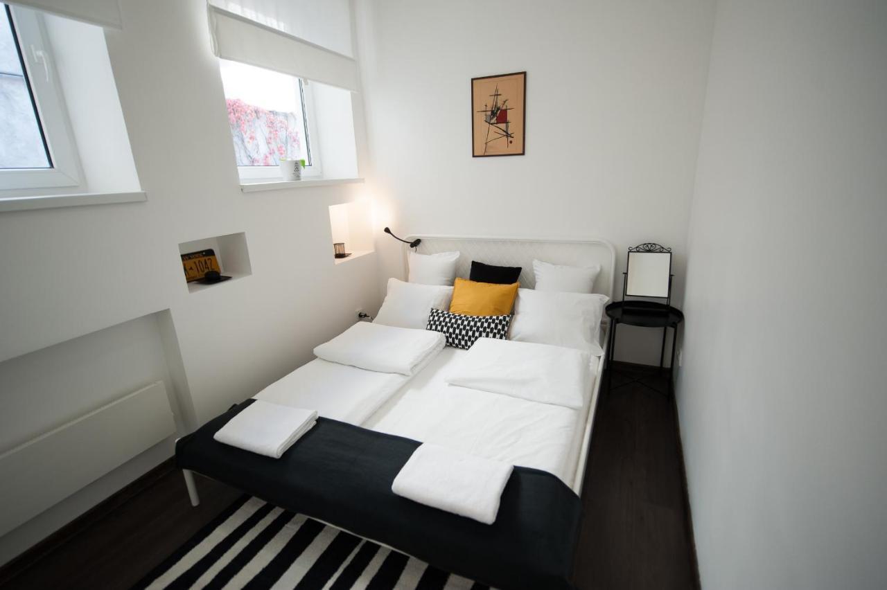 Romantic New 2 Bedroom Vilnius Best Location Exterior photo