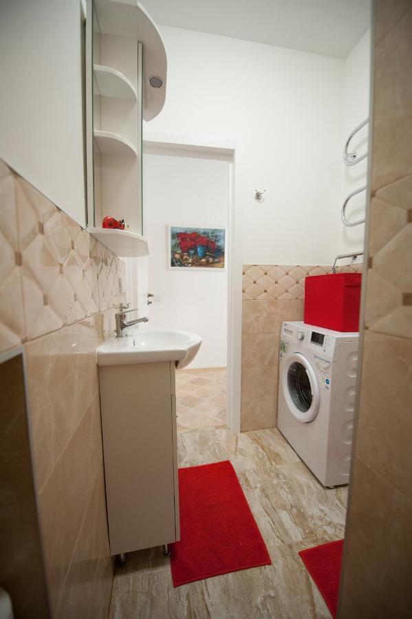 Romantic New 2 Bedroom Vilnius Best Location Exterior photo