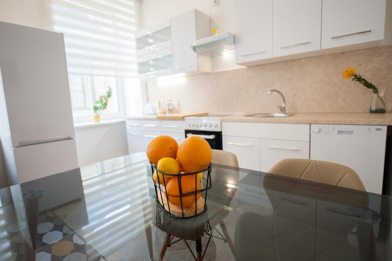 Romantic New 2 Bedroom Vilnius Best Location Exterior photo